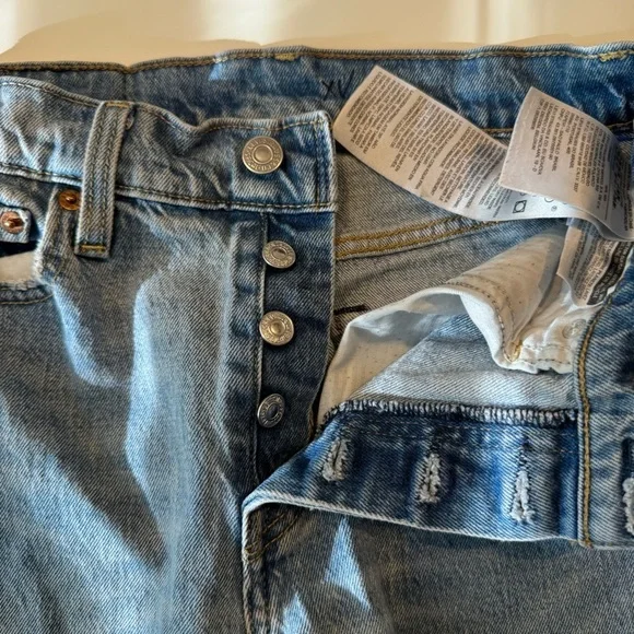 Levi's Wedgie Straight Leg Raw Hem Cropped Rough Tide Jeans Women’s size 26 - Picture 8 of 16